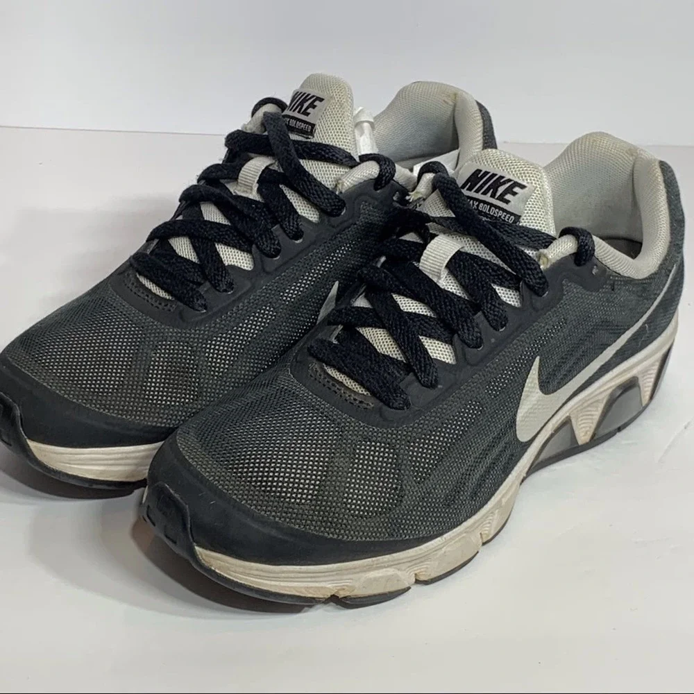 EUC Nike Air Max Boldspeed Tennis Shoe Sneakers Running Shoe‎